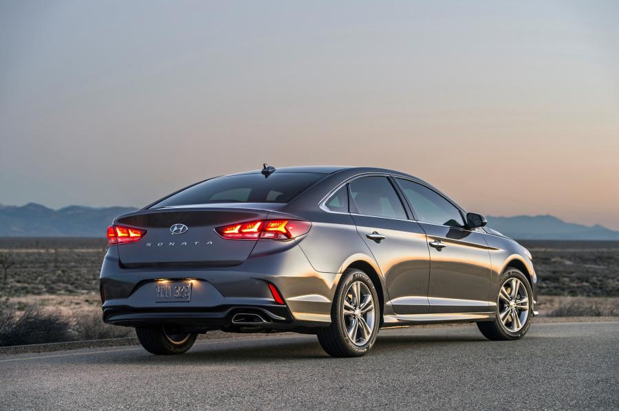  Hyundai Sonata 2017 года  (NA) (фото 6 из 40)